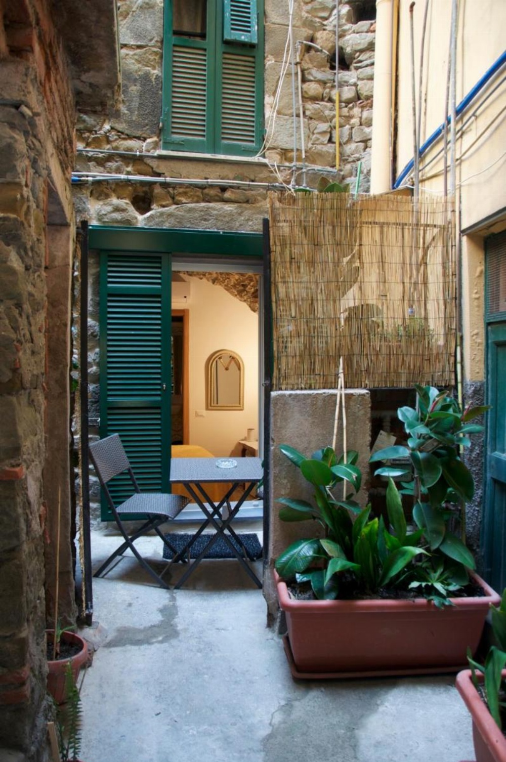 IN CENTRO Image 20