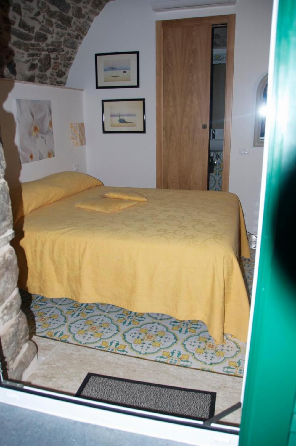 IN CENTRO Image 21