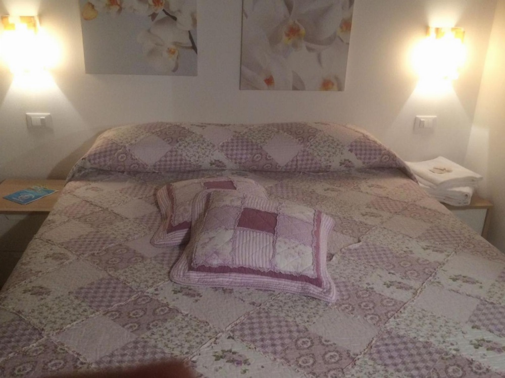 Room 1